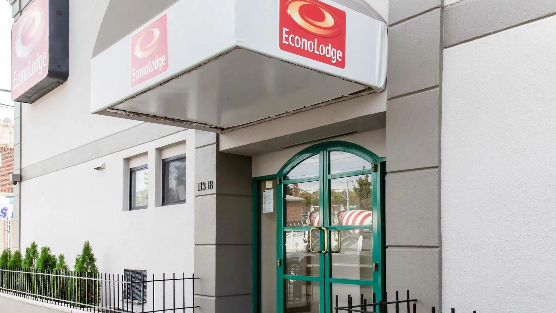 ניו יורק Econo Lodge South Ozone Park ניו יורק