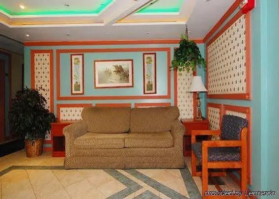 Econo Lodge South Ozone Park New York 2*,